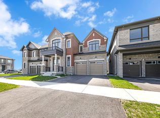 1423 Swallowtail Ln, Pickering, ON L1X0N8