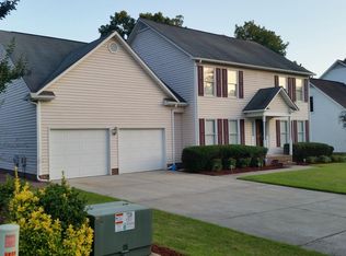 629 Spy Glass Dr, Fayetteville, NC 28311