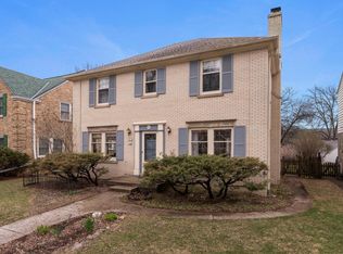 4410 N Marlborough Dr, Shorewood, WI 53211