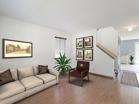 3rd image of 229 E Palm Ct