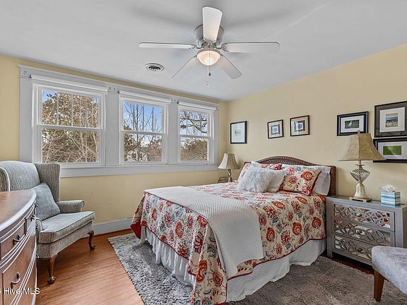 4th image of 708 Ann Street