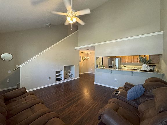 4th image of 16 Guinevere Ln #A