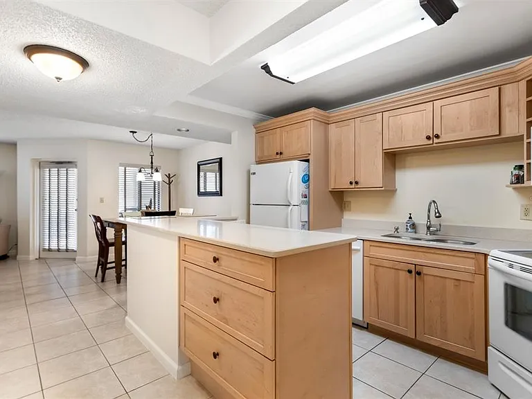 1515 Pinellas Bayway #C-31 — Photo 3