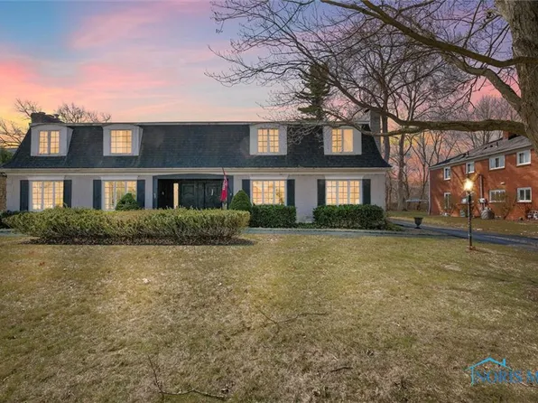 3925 Hillandale Rd #A-1, Ottawa Hills, OH 43606