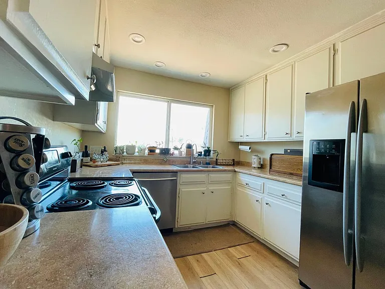 4329 Central Ave #4 — Photo 7