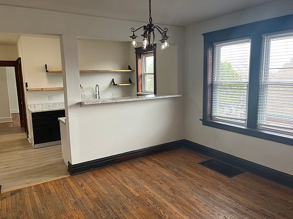 2nd image of 3435 Klocke St #2