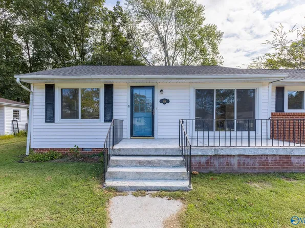 816 Giles Dr NE, Huntsville, AL 35801