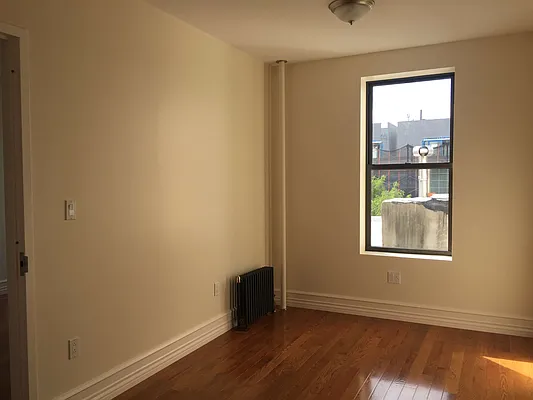 Rented by Geraldine Capasso, LREB | media 3