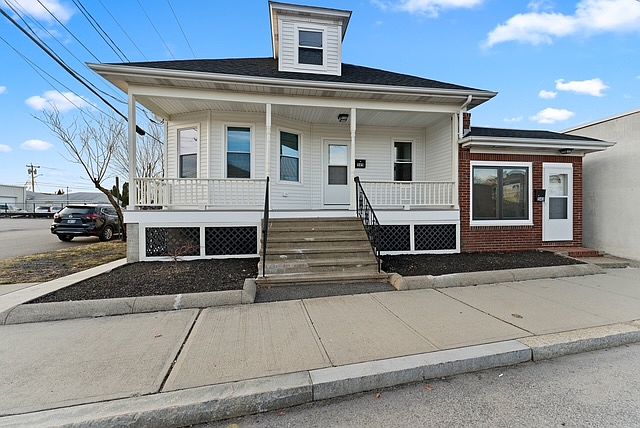 1st image of 543-545 N Broadway