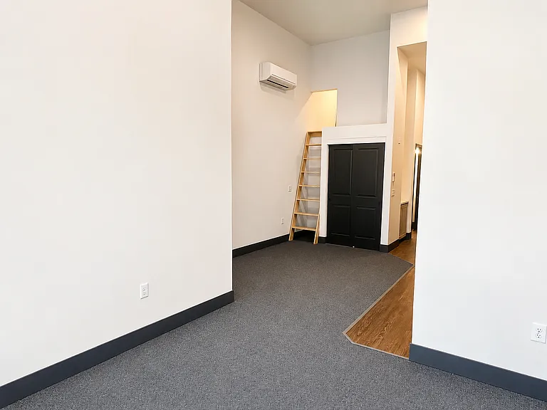 Printshop Lofts - Luxury Artist Lofts in Reno's Brewery District — Photo 9