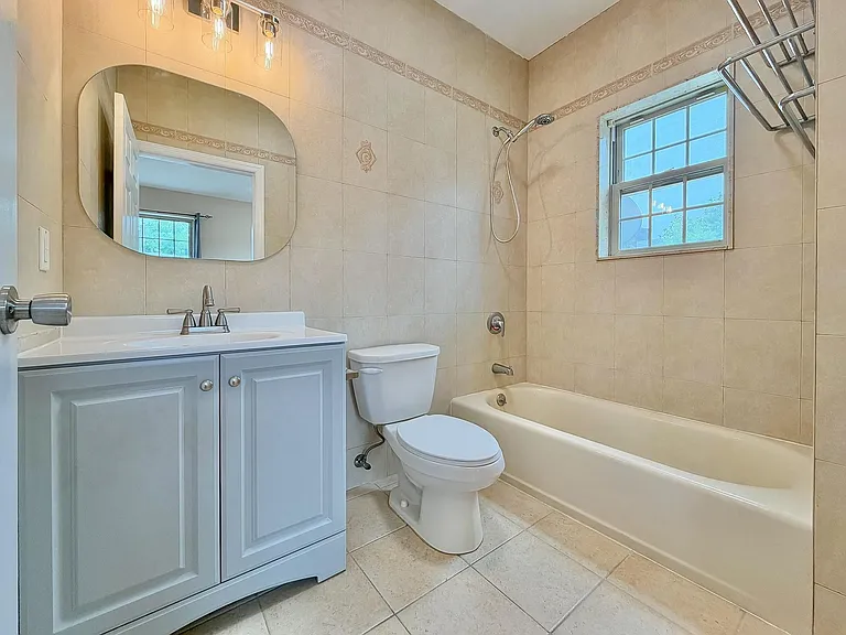 249 Winfield Ave #A — Photo 25