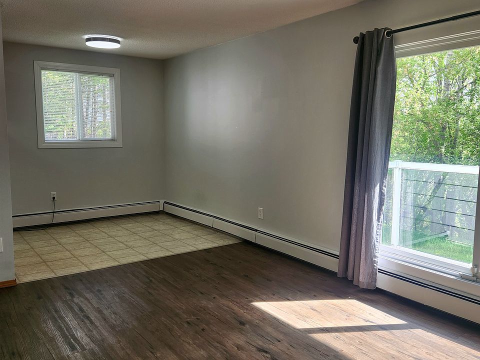 1st image of 3811 54th Ave #102