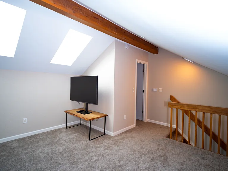 2829 Springdale Ln — Photo 14