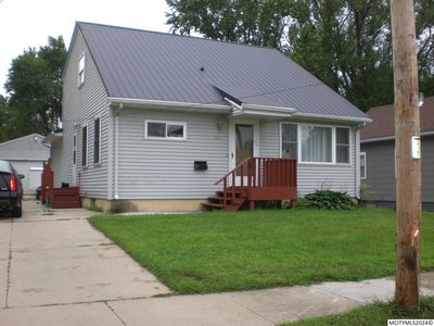 633 3rd St SE, Mason City, IA, 50401