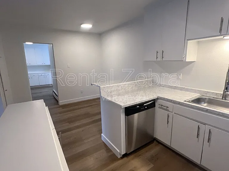 Vista Linda Apartments — Photo 33