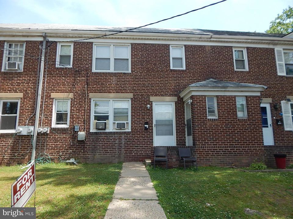 1st image of 1906 46th St