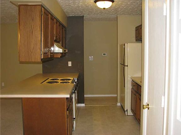 4th image of 8939 Cherrywood Ct