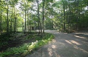 2nd image of 34 Lindsey Ln