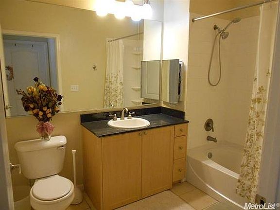 5th image of 1818 Moore Blvd APT 216