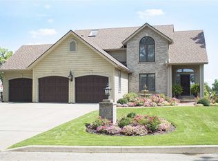 1710 Colonial Dr, Rochester, IN 46975