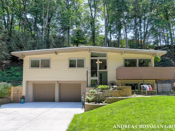 140 Grand Ave, Grand Haven, MI 49417