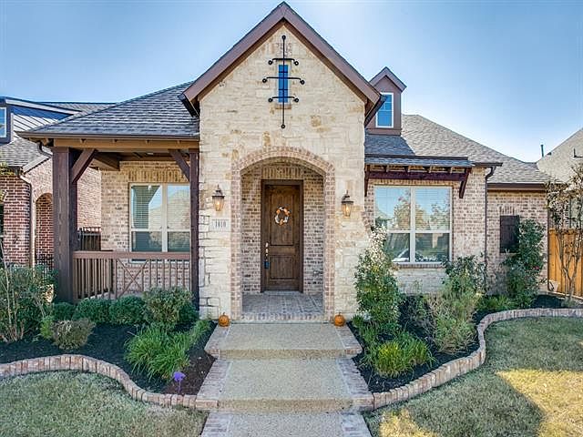 1st image of 1010 Crystal Oak Ln