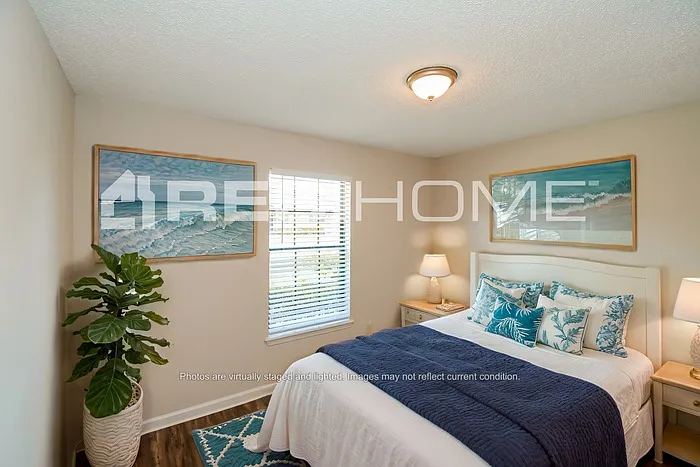 956 Chalmet Ln — Photo 9
