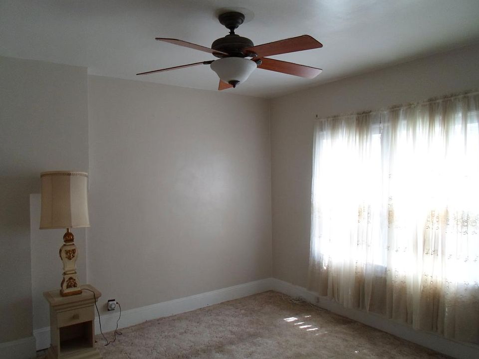 1st image of 3540 E 153rd St #1