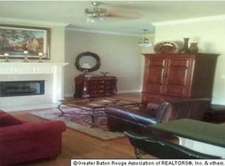 3213 Nicholson Lake Dr, Baton Rouge, LA 70810
