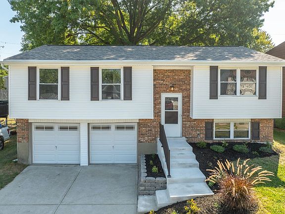 2nd image of 914 Beechmeadow Ln