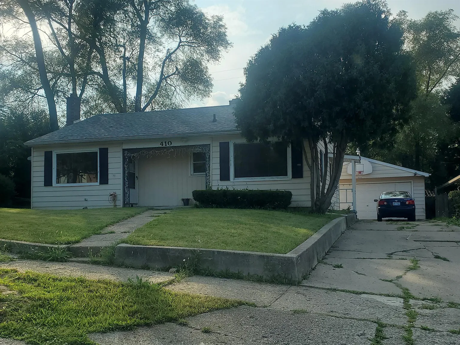 Allendale 410 - 1 — Photo 3