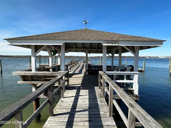 513 S Lumina Avenue, Wrightsville Beach, NC 28480