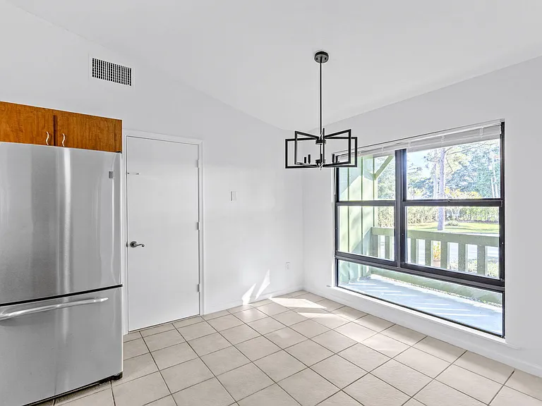 11989 Persimmon Blvd — Photo 16