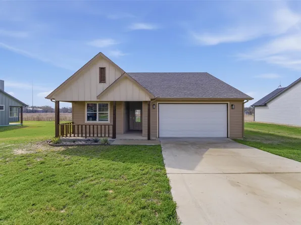 314 Oakwood Ave, Jacksboro, TX 76458