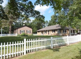 W167N4938 Russell Ct, Menomonee Falls, WI 53051