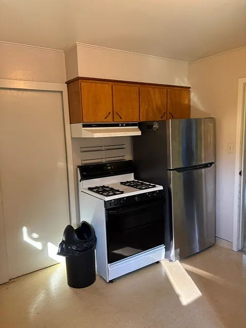 1 bed, $2,300 — Photo 2