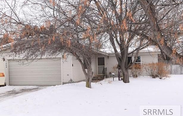 1st image of 994 Singletree Cir