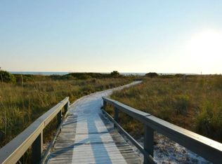 420 Beach Rd APT 201, Sarasota, FL 34242