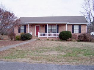 Claudette Dr, Talbott, TN 37877