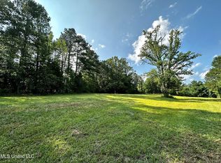 1204 Robinson Rd, Canton, MS 39046