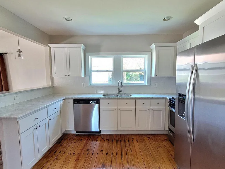321 Bledsoe Ave — Photo 9