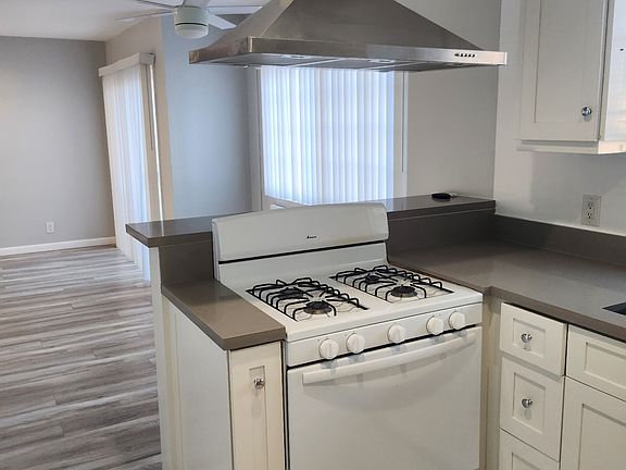 3rd image of 10949 Fruitland Dr APT 14
