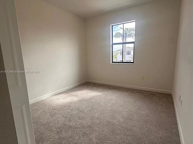 23022 SW 130th Ave — Photo 18