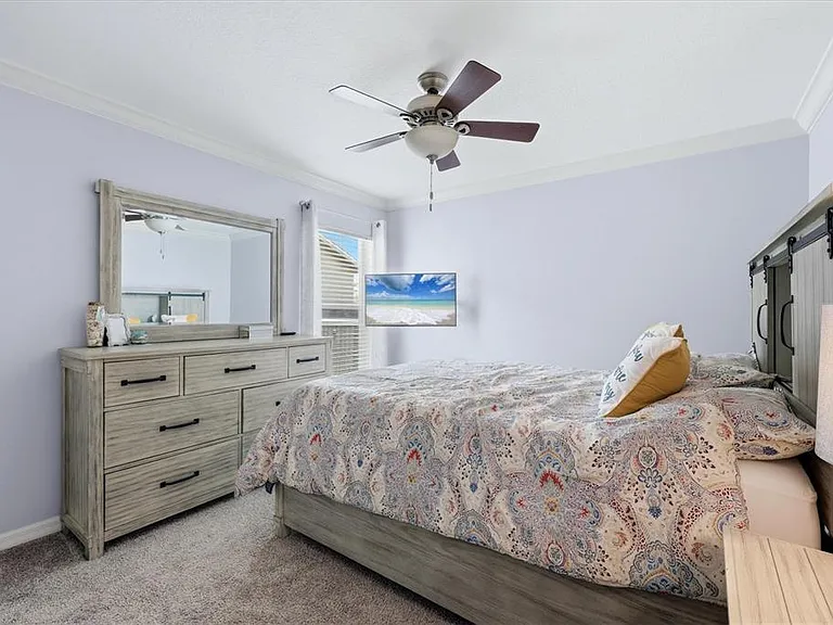 4617 Egmont Dr — Photo 30