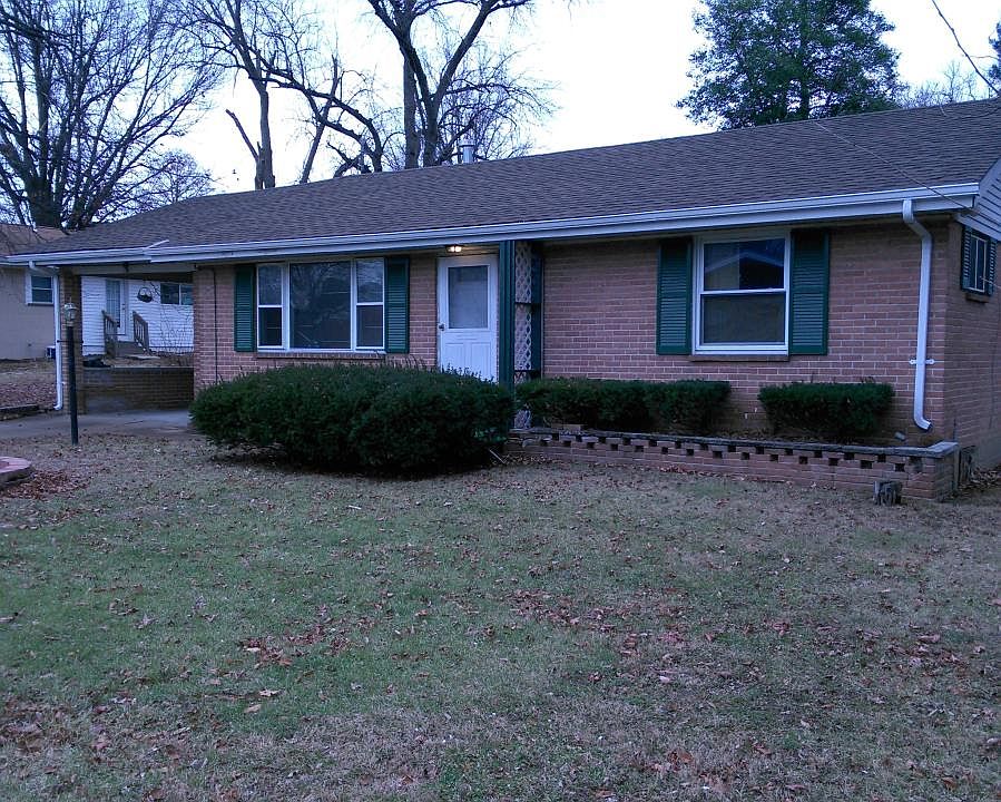 1st image of 1406 Douglas Ave