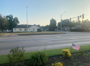 526 S Johnson St, Enid, OK 73703