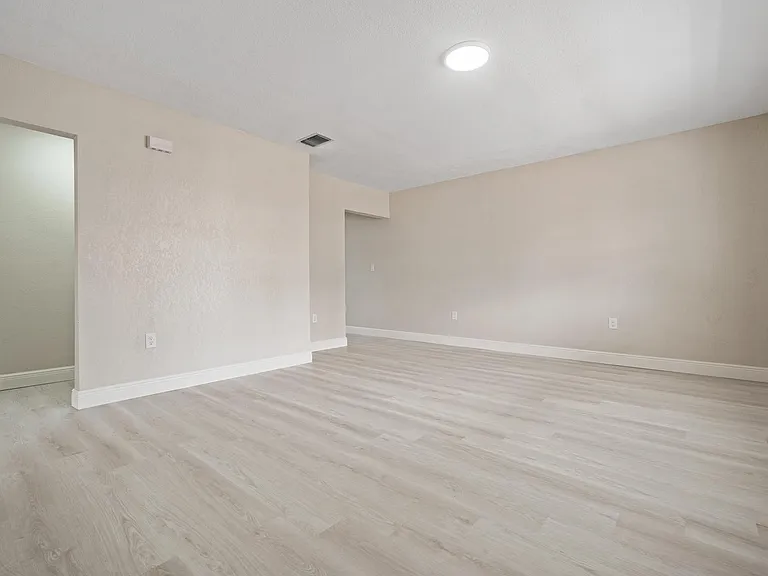 14040 Miramar Ave #A — Photo 6
