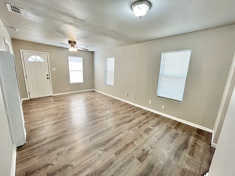 3123 Weir Ave — Photo 17