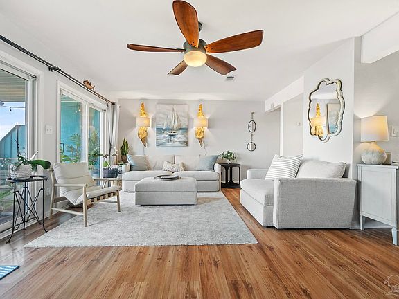 2nd image of 3218 Quiet Water Ln