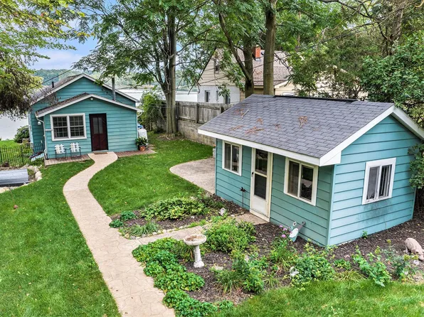 15026 Longfield Dr, Linden, MI 48451